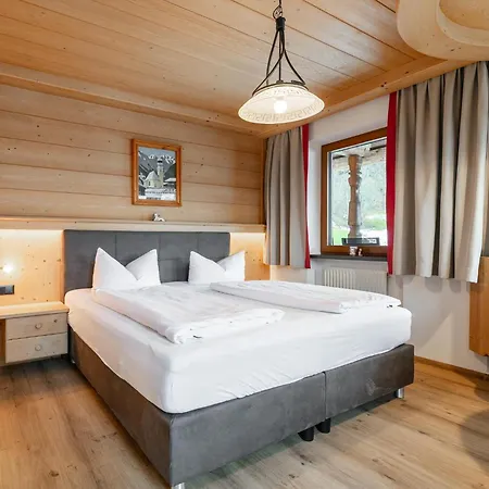 Marchfeld 1 2 Apartman *