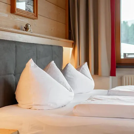 Marchfeld 1 2 Apartment Wildschoenau