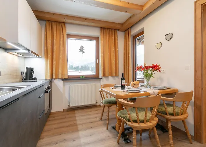 Apartment Marchfeld 1 2